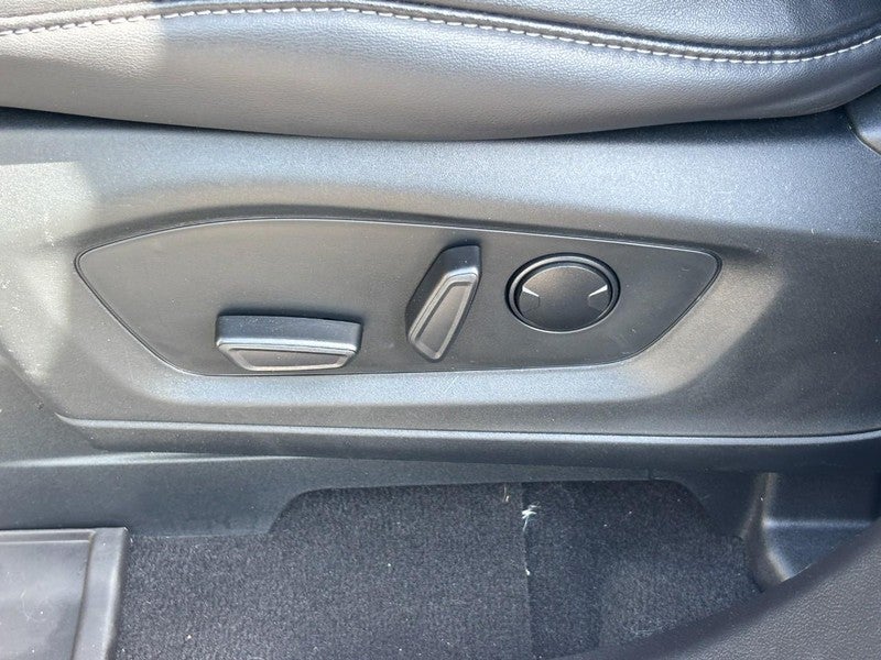 2023 Ford Explorer XLT 4WD