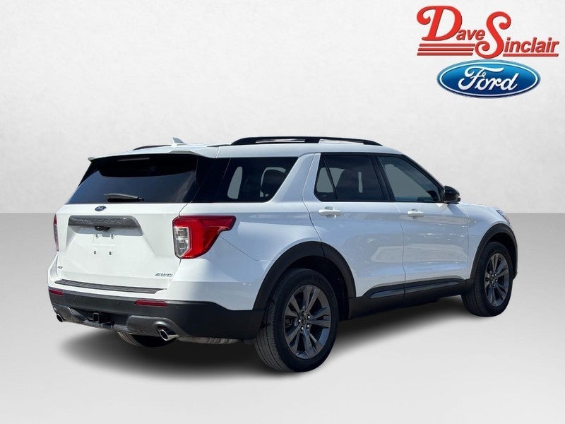 2023 Ford Explorer XLT 4WD