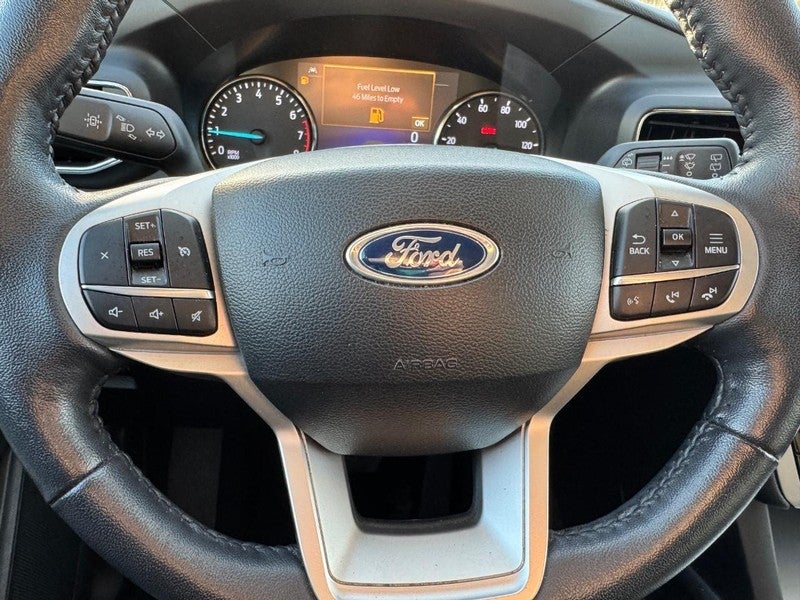2023 Ford Explorer XLT 4WD