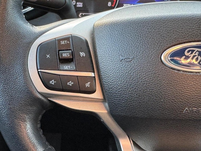 2023 Ford Explorer XLT 4WD