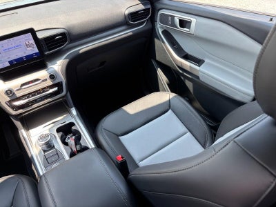 2024 Ford Explorer XLT 4WD
