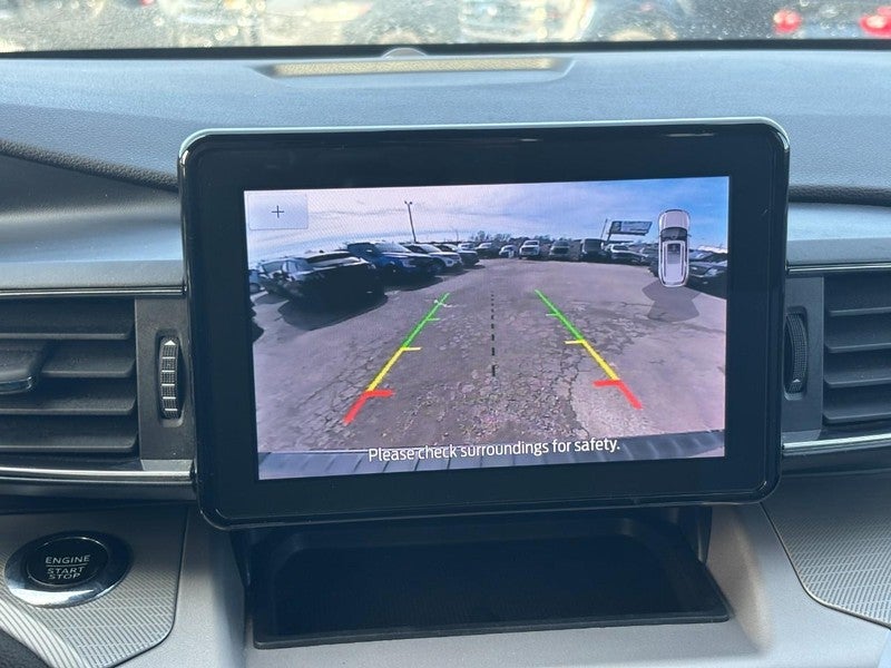 2023 Ford Explorer XLT 4WD