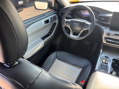 2023 Ford Explorer XLT 4WD