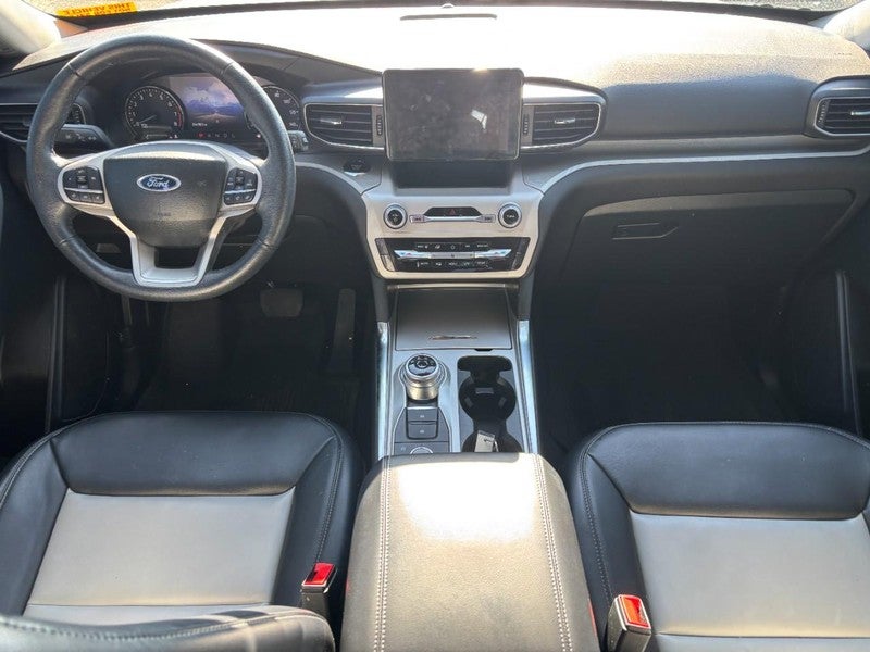 2023 Ford Explorer XLT 4WD