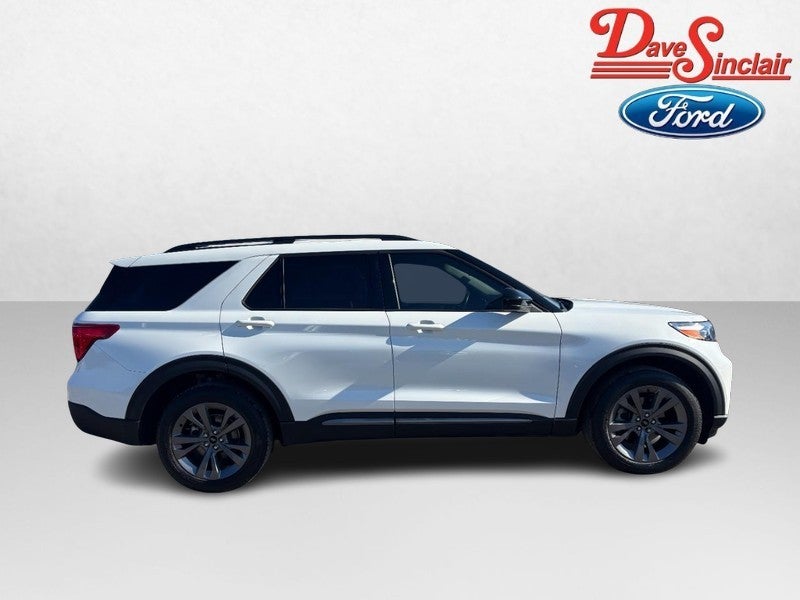 2023 Ford Explorer XLT 4WD