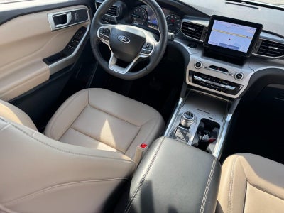 2023 Ford Explorer XLT 4WD