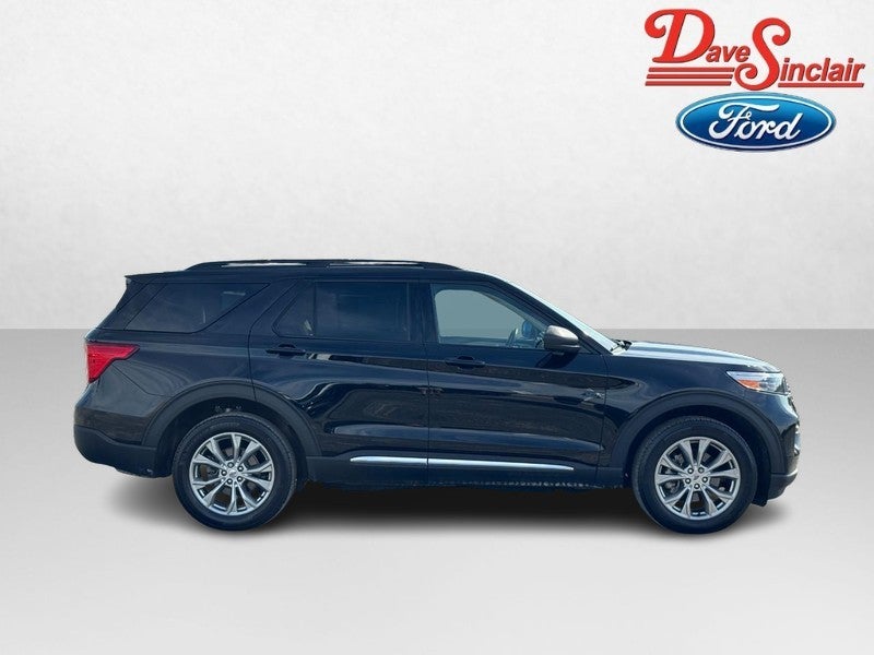 2023 Ford Explorer XLT 4WD