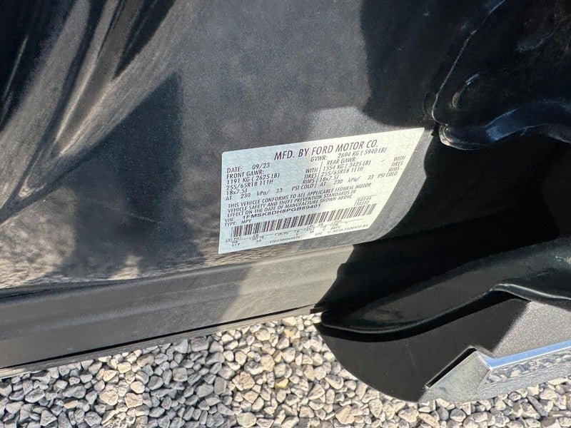 2023 Ford Explorer XLT 4WD