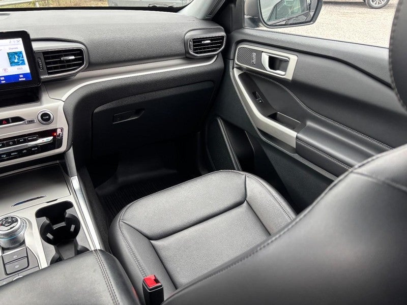 2023 Ford Explorer XLT 4WD