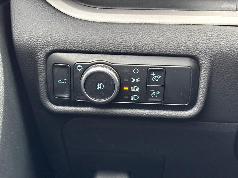 2023 Ford Explorer XLT 4WD