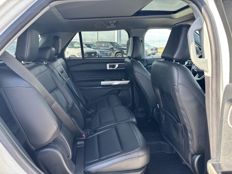 2022 Ford Explorer XLT 4WD