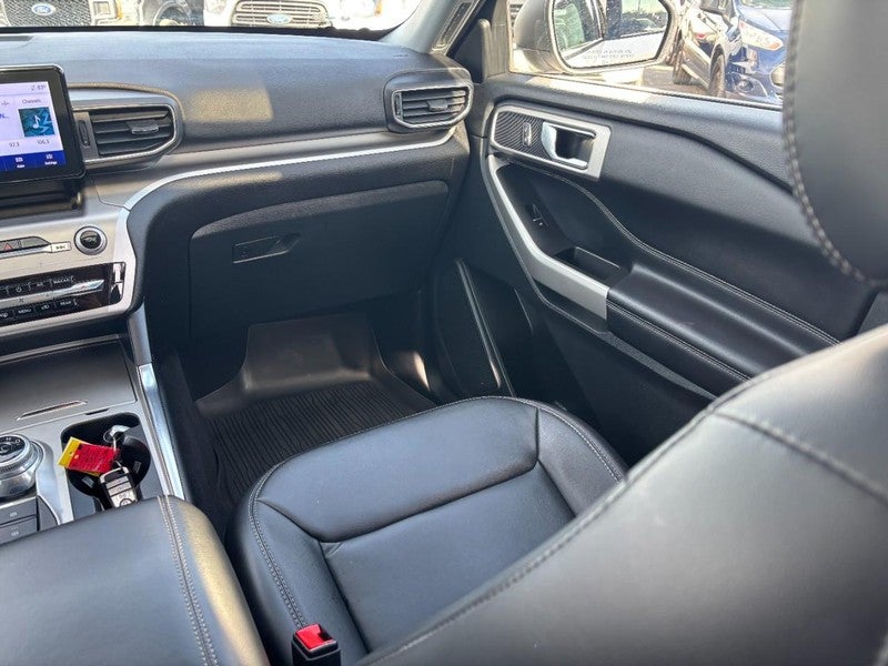 2022 Ford Explorer XLT 4WD