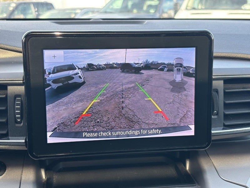 2022 Ford Explorer XLT 4WD