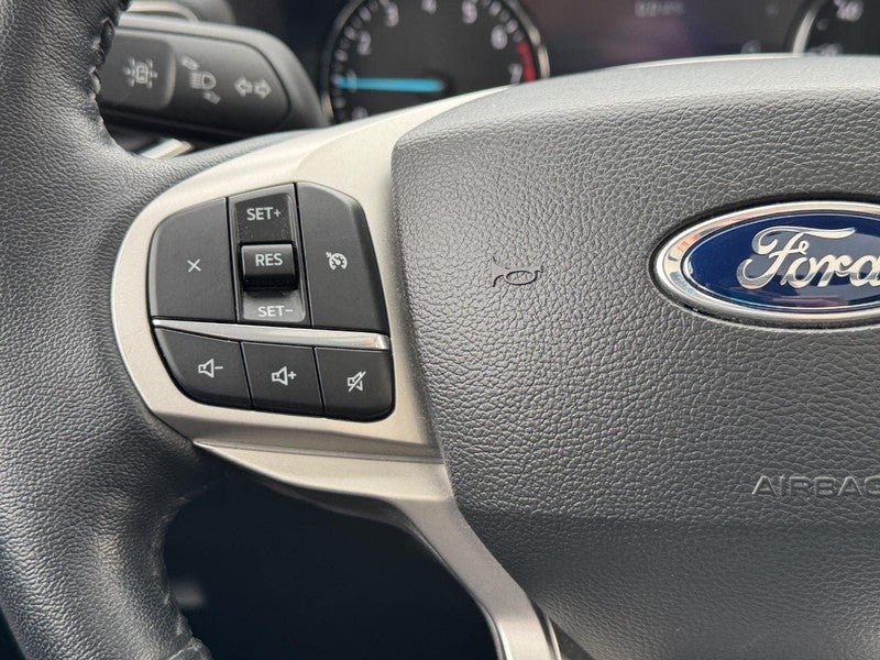 2022 Ford Explorer XLT 4WD