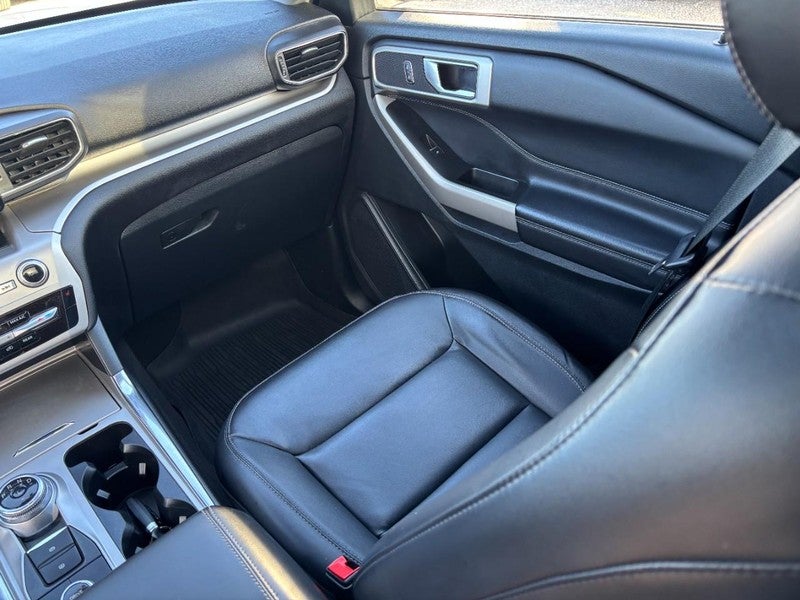 2022 Ford Explorer XLT 4WD