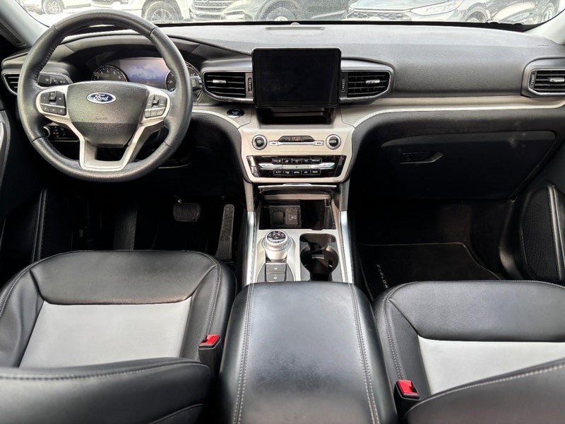 2023 Ford Explorer XLT 4WD