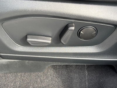 2023 Ford Explorer XLT 4WD