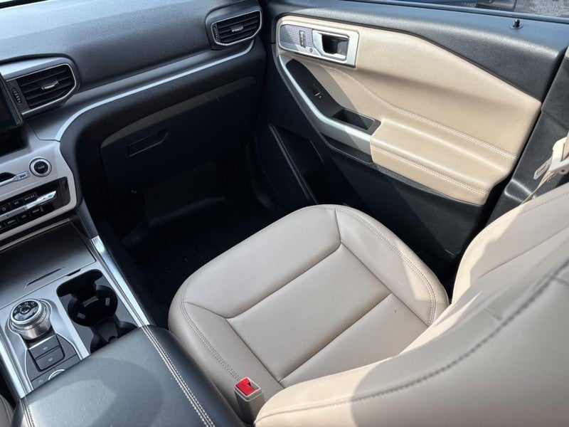 2023 Ford Explorer XLT 4WD