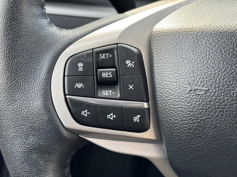 2023 Ford Explorer XLT 4WD