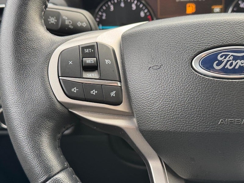 2023 Ford Explorer XLT 4WD