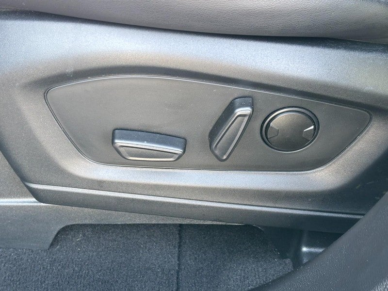 2023 Ford Explorer XLT 4WD