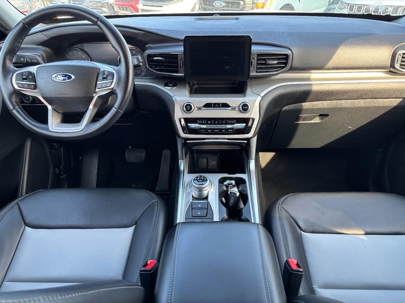 2022 Ford Explorer XLT 4WD