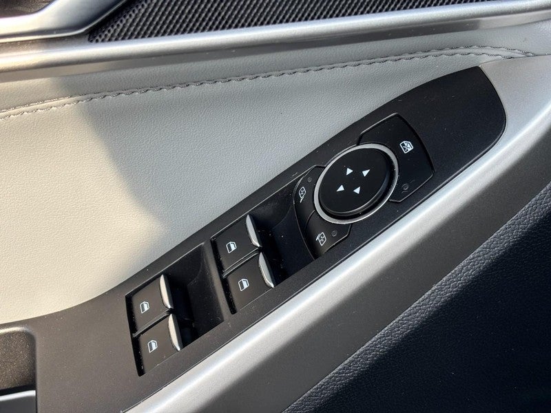 2022 Ford Explorer XLT 4WD