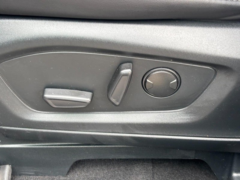 2023 Ford Explorer XLT 4WD