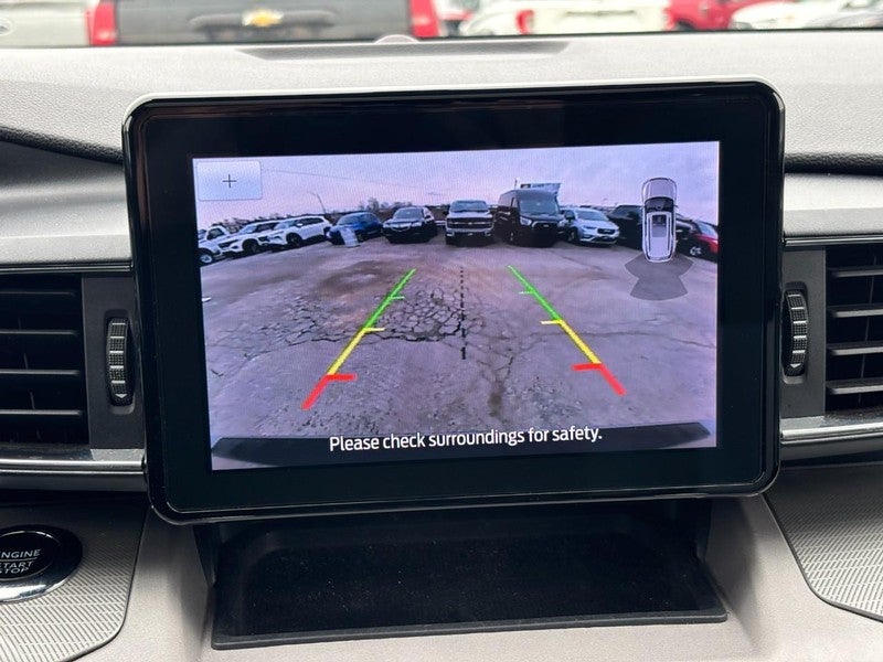 2023 Ford Explorer XLT 4WD