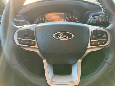 2023 Ford Explorer XLT 4WD