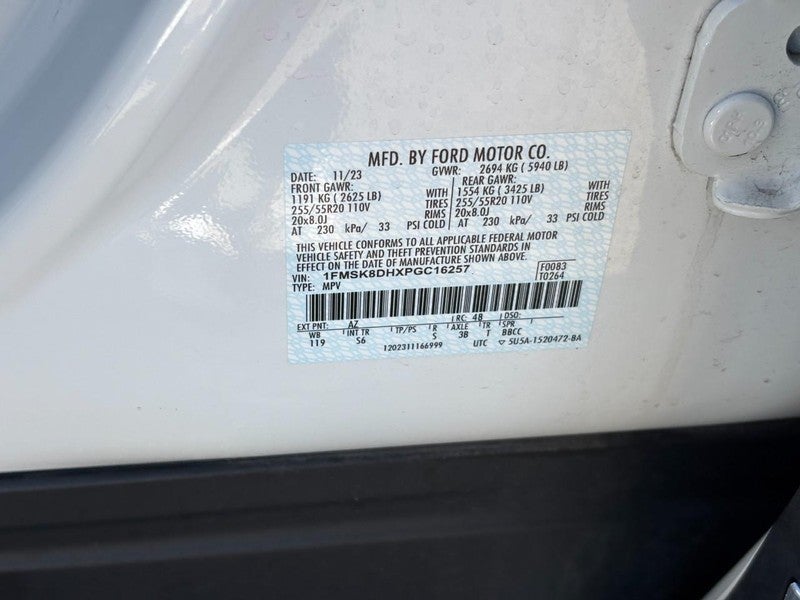 2023 Ford Explorer XLT 4WD