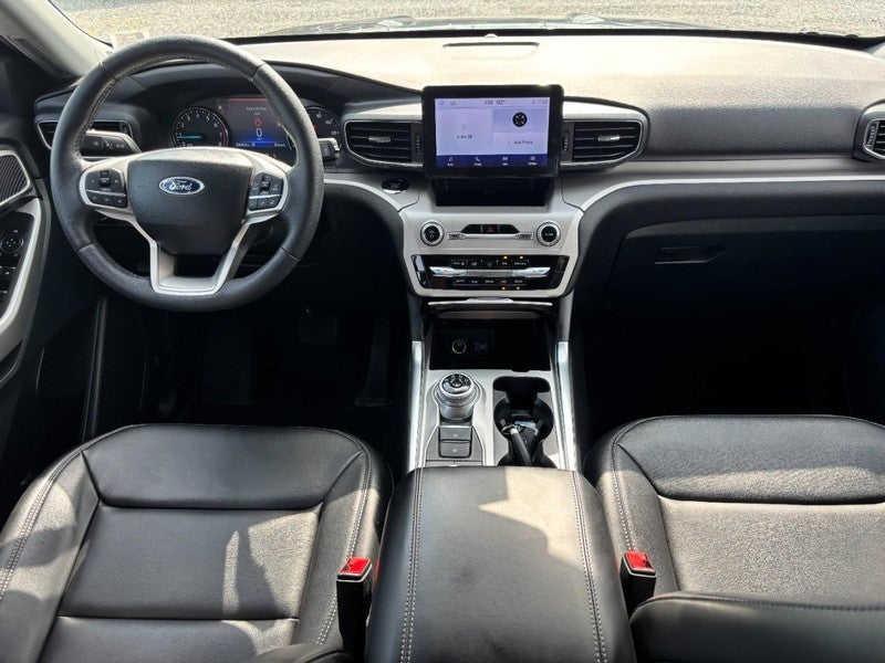 2024 Ford Explorer XLT 4WD
