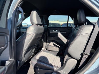 2025 Ford Explorer ST-Line 4WD