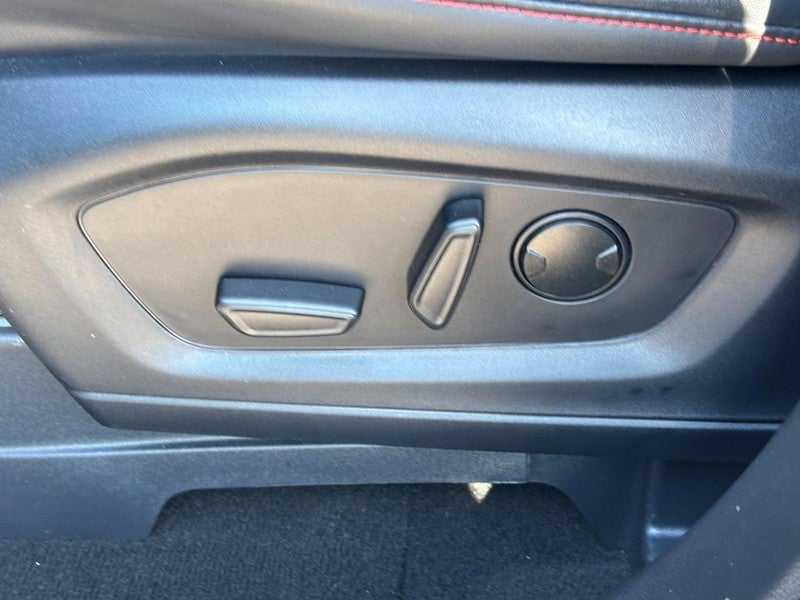 2025 Ford Explorer ST-Line 4WD