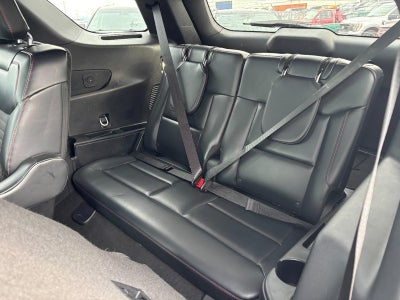 2025 Ford Explorer ST-Line 4WD