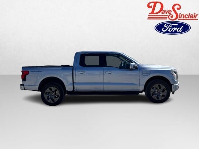 2022 Ford F-150 Lightning LARIAT 4WD SuperCrew 5.5' Box