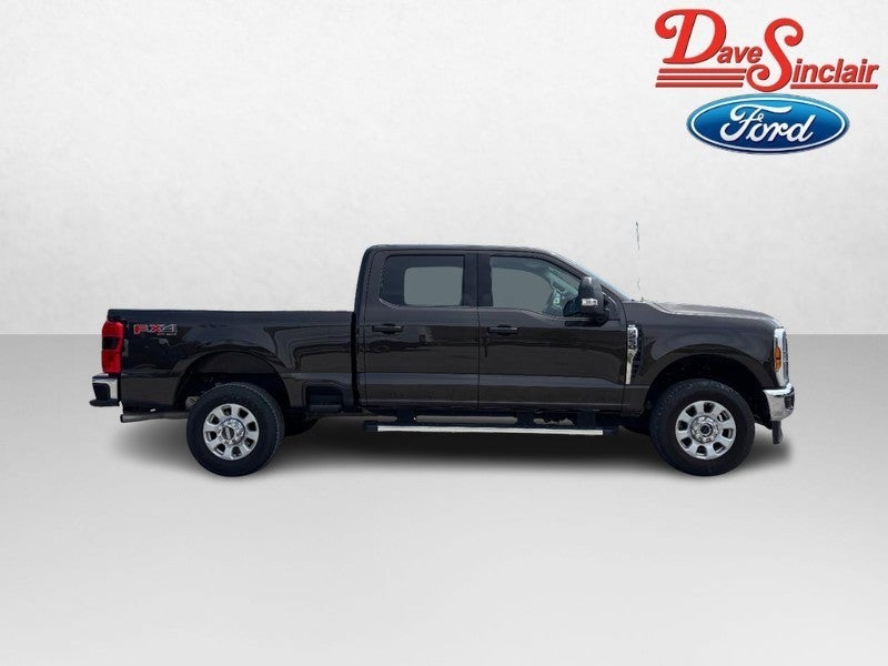 2024 Ford Super Duty F-250 SRW XLT 4WD Crew Cab 6.75' Box
