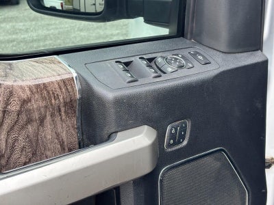 2018 Ford Super Duty F-250 SRW Lariat 4WD Crew Cab 6.75' Box