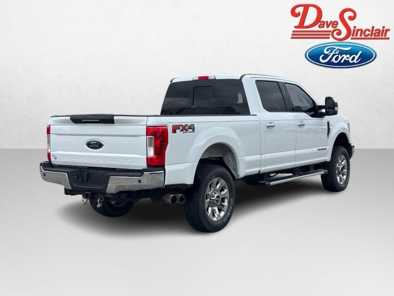 2018 Ford Super Duty F-250 SRW Lariat 4WD Crew Cab 6.75' Box