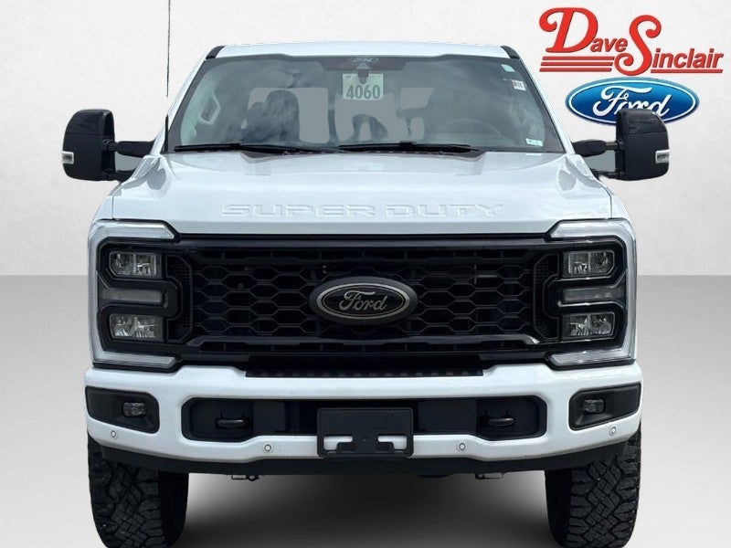 2025 Ford Super Duty F-250 SRW LARIAT 4WD Crew Cab 6.75' Box
