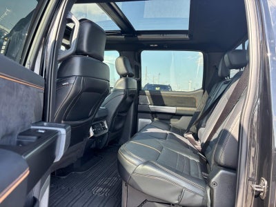 2023 Ford Super Duty F-250 SRW Platinum 4WD Crew Cab 6.75' Box