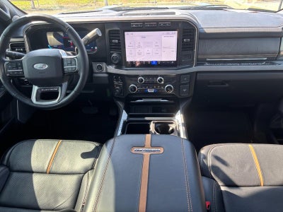 2023 Ford Super Duty F-250 SRW Platinum 4WD Crew Cab 6.75' Box