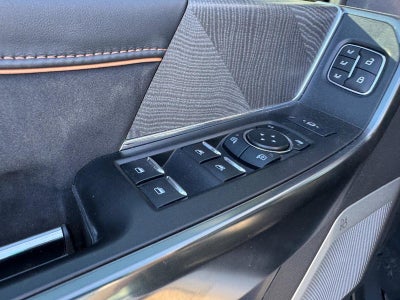 2023 Ford Super Duty F-350 SRW Platinum 4WD Crew Cab 6.75' Box