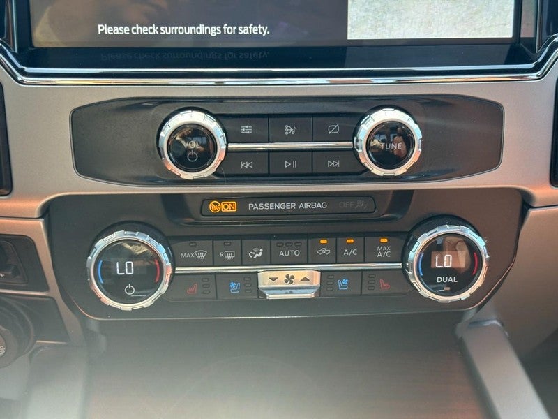 2022 Ford Super Duty F-350 SRW King Ranch 4WD Crew Cab 6.75' Box