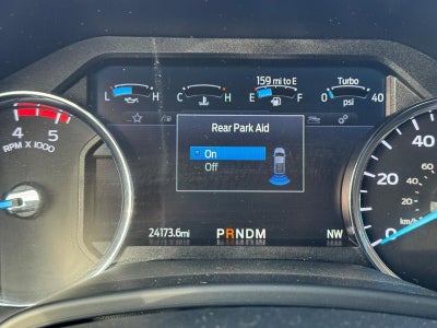 2021 Ford Super Duty F-350 SRW LARIAT 4WD Crew Cab 6.75' Box