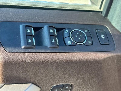 2021 Ford Super Duty F-450 DRW LARIAT 4WD Crew Cab 8' Box