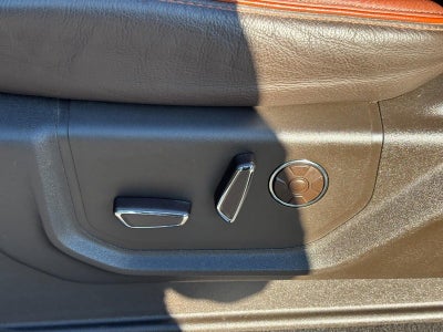 2021 Ford Super Duty F-450 DRW LARIAT 4WD Crew Cab 8' Box