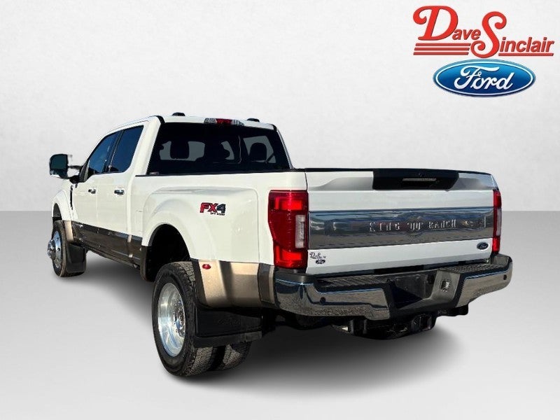 2021 Ford Super Duty F-450 DRW LARIAT 4WD Crew Cab 8' Box