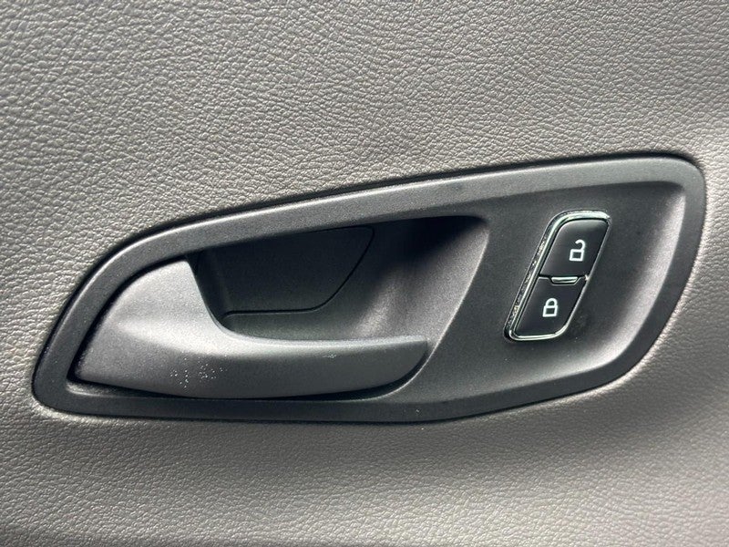 2024 Ford Transit Cargo Van T-250 148" Med Rf 9070 GVWR RWD