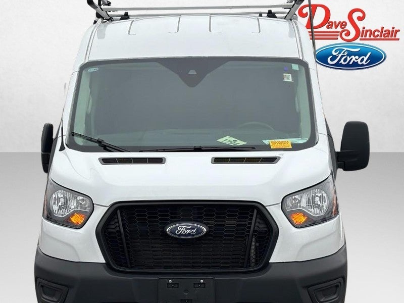 2024 Ford Transit Cargo Van T-250 148" Med Rf 9070 GVWR RWD